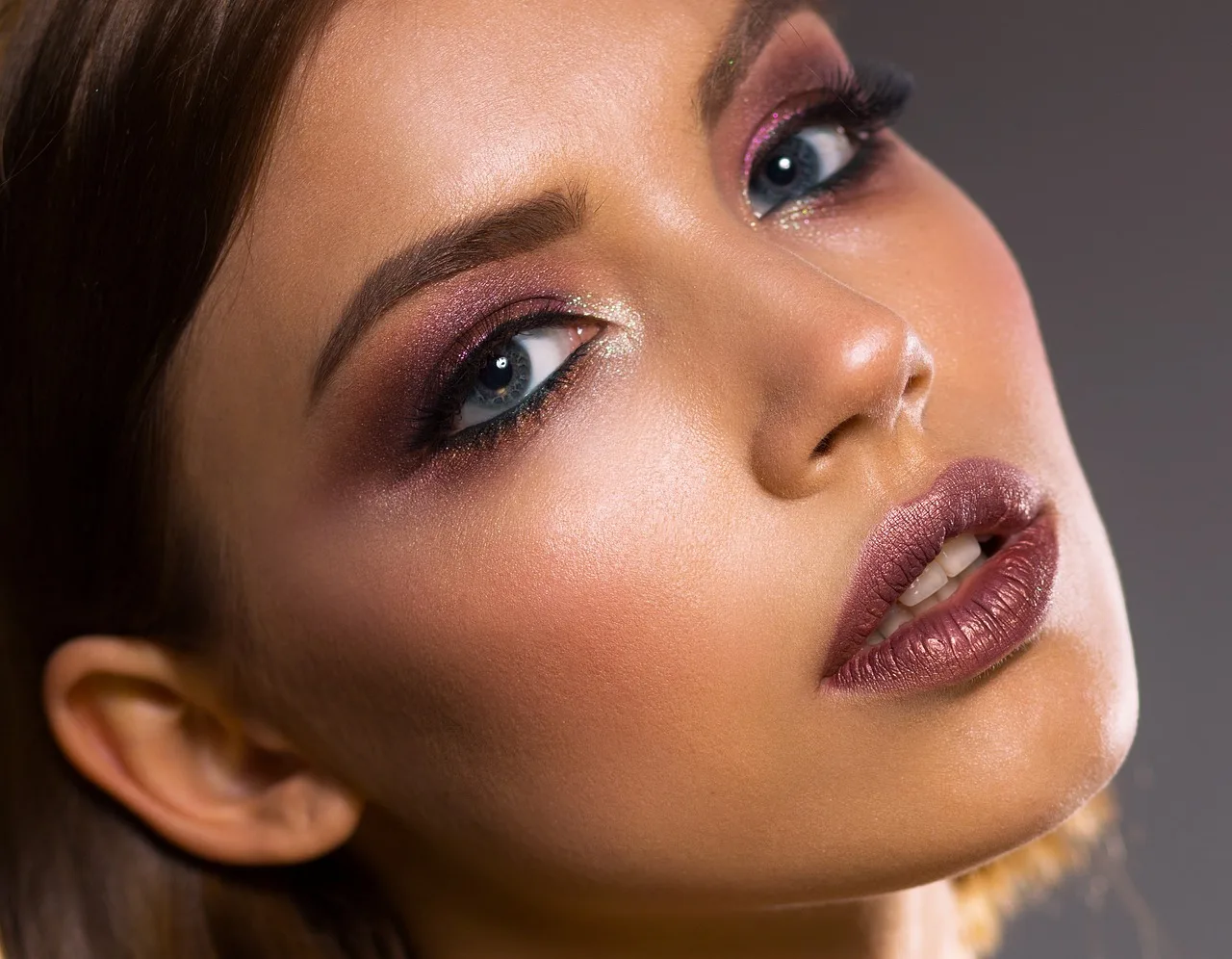 Makijaż permanentny – piękno, wygoda i trwałość, fot. Pixabay